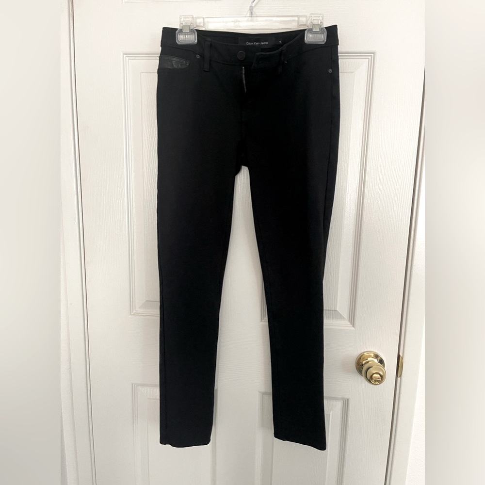 Calvin Klein Jeans Black Size 4